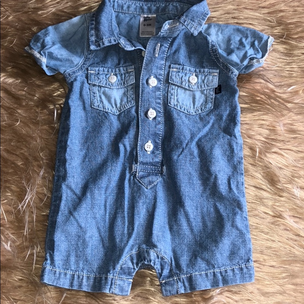 Baby clothes